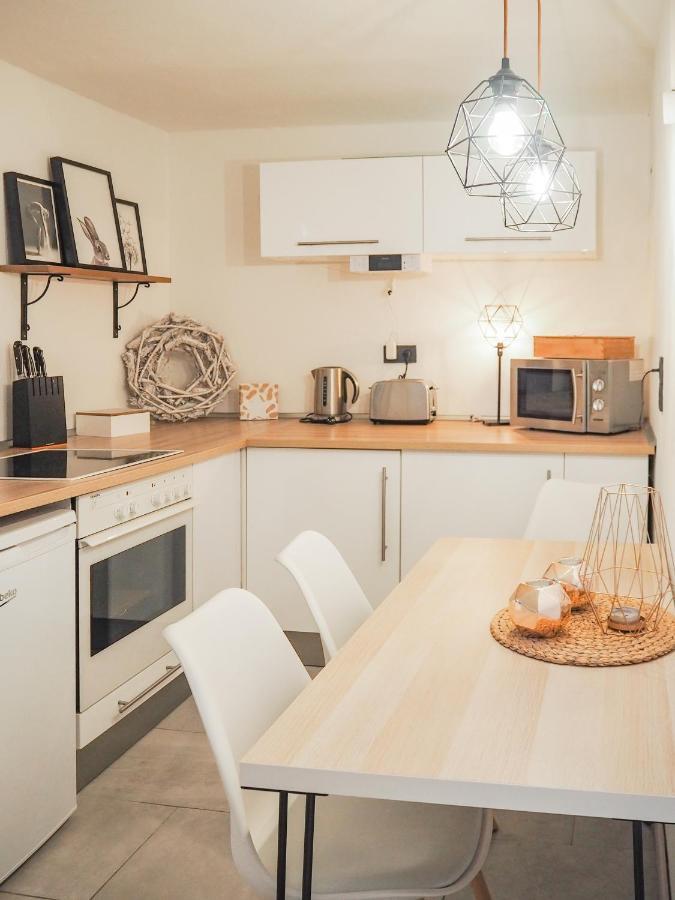 Stylische Wohnung In Ruhiger Lage, Sehr Messenah 랏젠 외부 사진